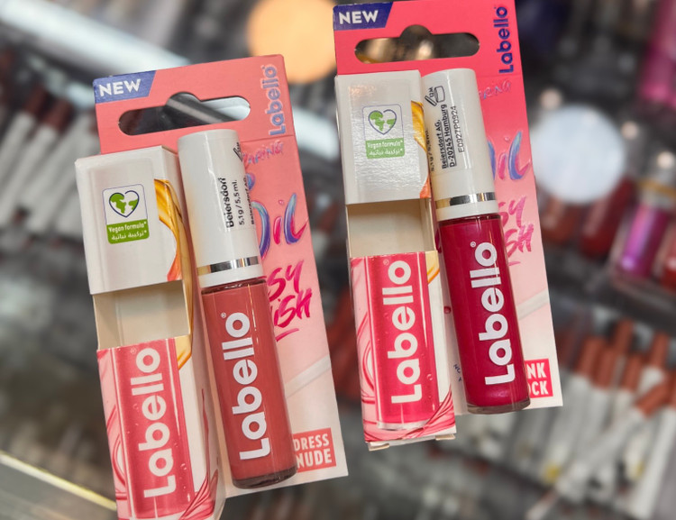 بالم لب رنگی لبلو مدل Caring Beauty Lip Oil اورجینال