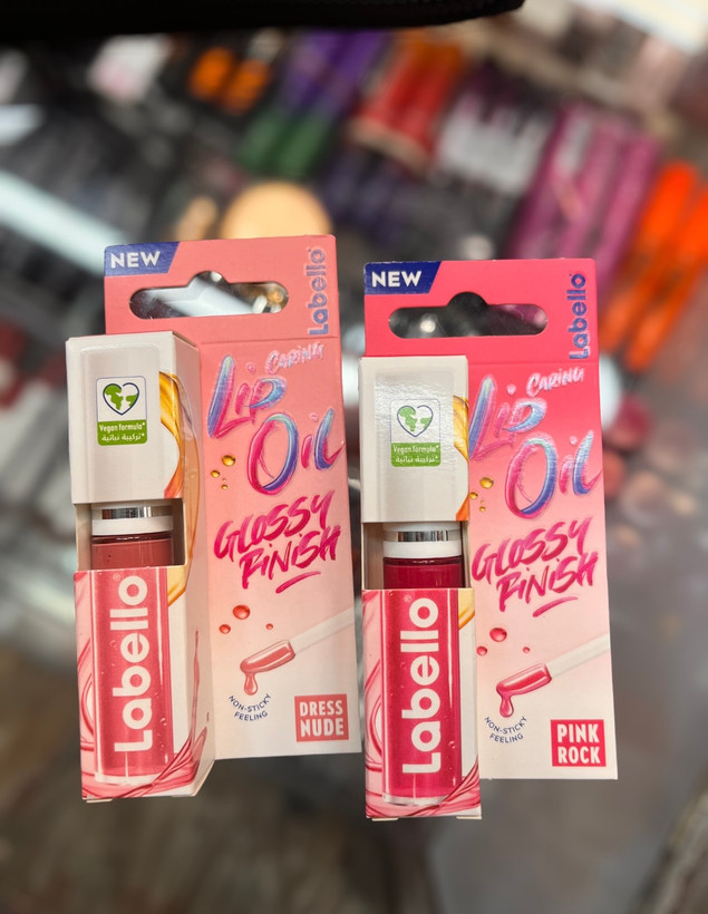 بالم لب رنگی لبلو مدل Caring Beauty Lip Oil اورجینال